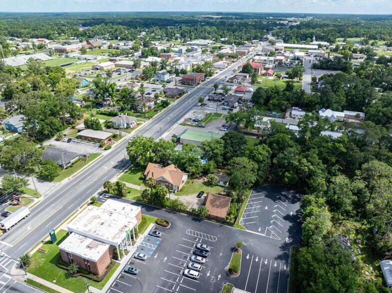 More Photos Of 529 Ohio Ave S, Live Oak Office Residential For Sale