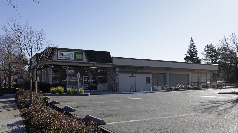 More Photos Of 3483 Mt Diablo Blvd, Lafayette Storefront For Sale