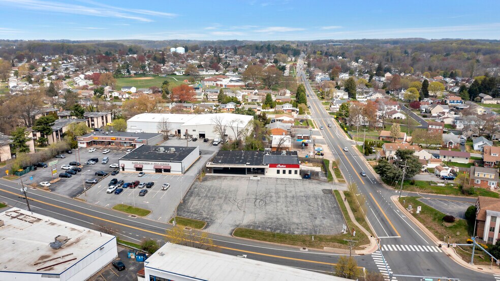 More Photos Of 101 Greenbank Rd, Wilmington Freestanding For Lease