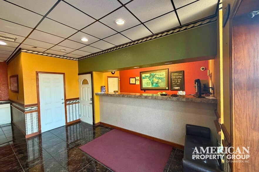 More Photos Of 14000 Tamiami Trl, North Port Hotel For Sale