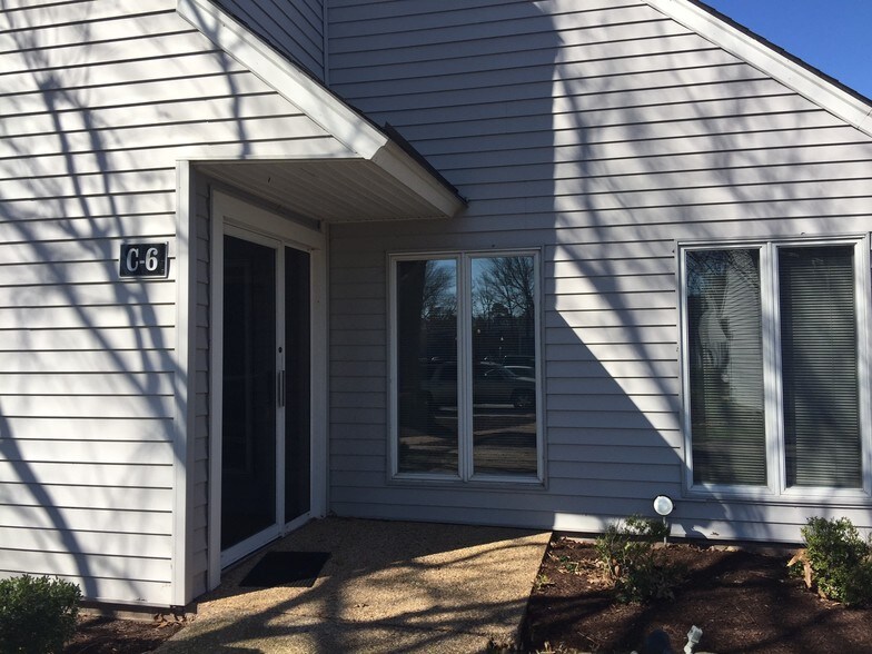 More Photos Of 703 Thimble Shoals Blvd, Newport News Unknown For Sale