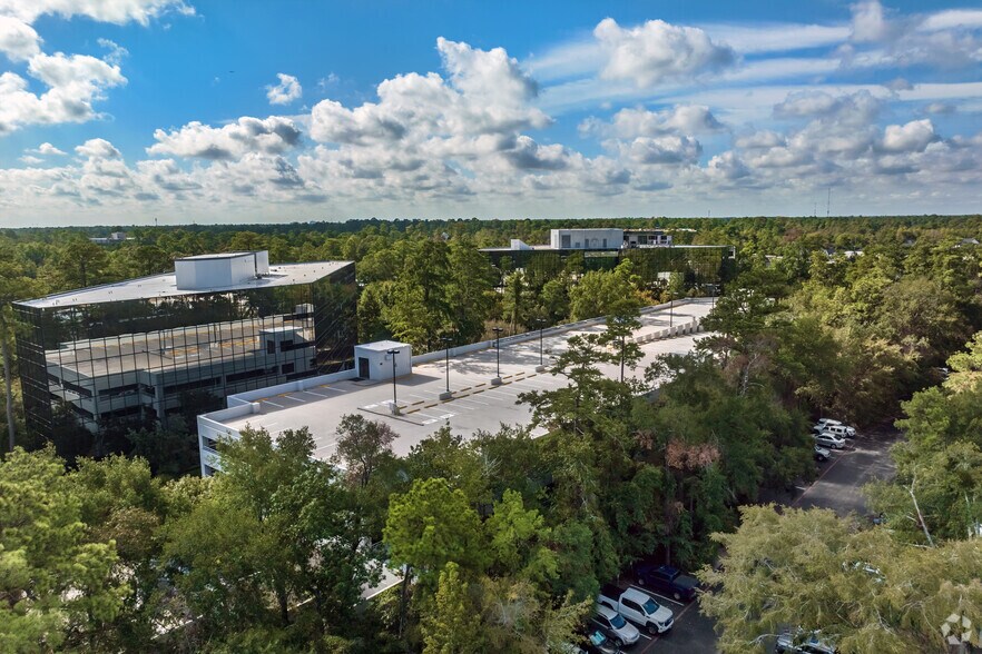 More Photos Of 10077 Grogans Mill Rd, The Woodlands Office For Lease