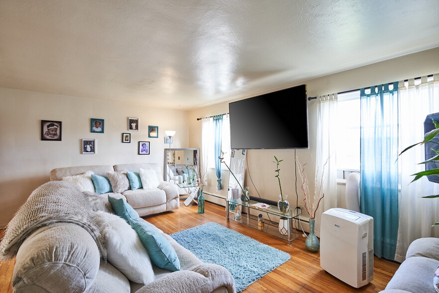 More Photos Of 1608 Coventry Rd, Cleveland Apartments For Sale