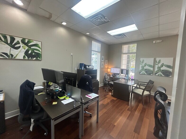 More Photos Of 36250 Emerald Coast Pky, Destin Office For Lease