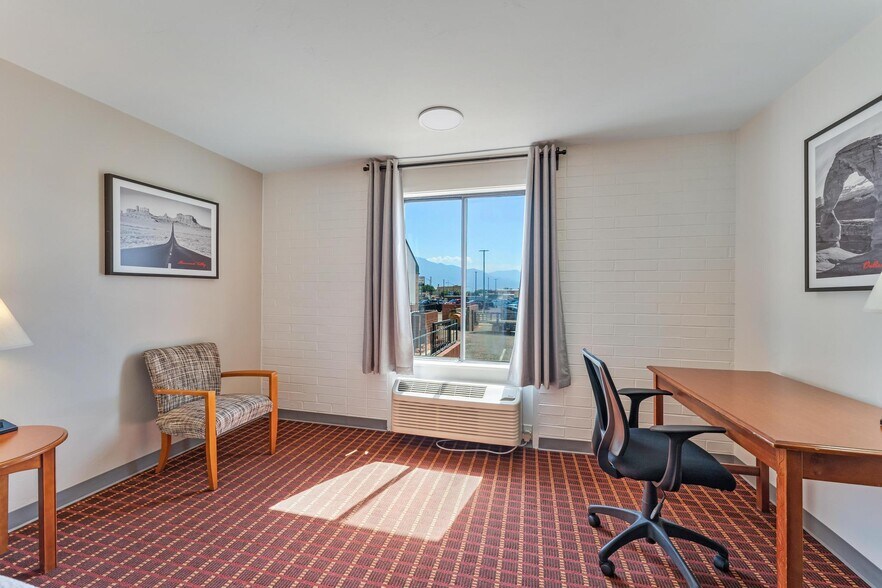 More Photos Of 333 N Main St, Richfield Hotel For Sale