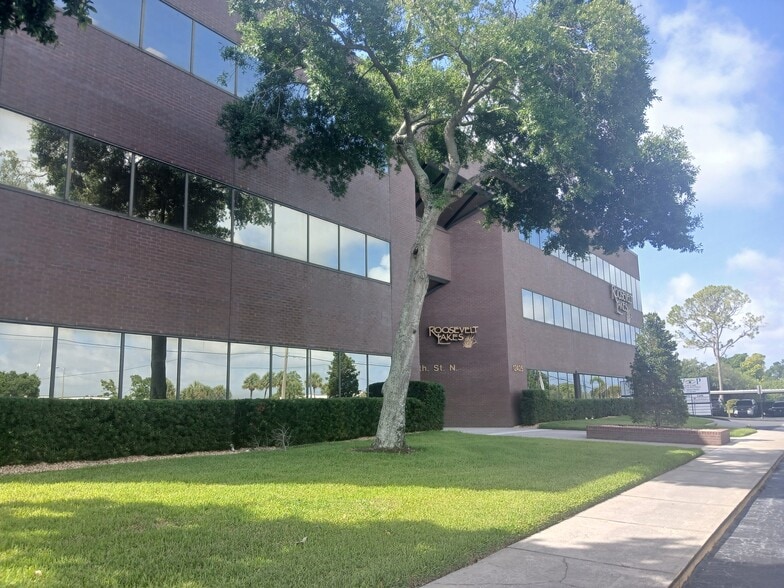 More Photos Of 12425 28th St N, Saint Petersburg Office For Lease