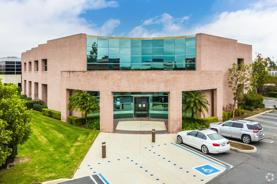 Primary Photo Of 46 Corporate Park, Irvine Office For Lease