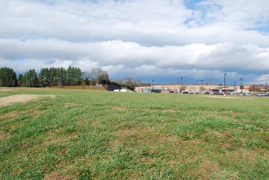 More Photos Of 7340 Norris Fwy, Knoxville Land For Sale
