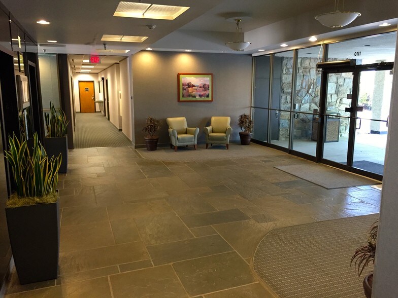 More Photos Of 1110 Navaho Dr, Raleigh Office For Lease