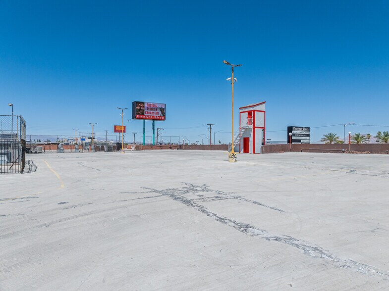 More Photos Of 3507 S Maryland Pky, Las Vegas Unknown For Lease