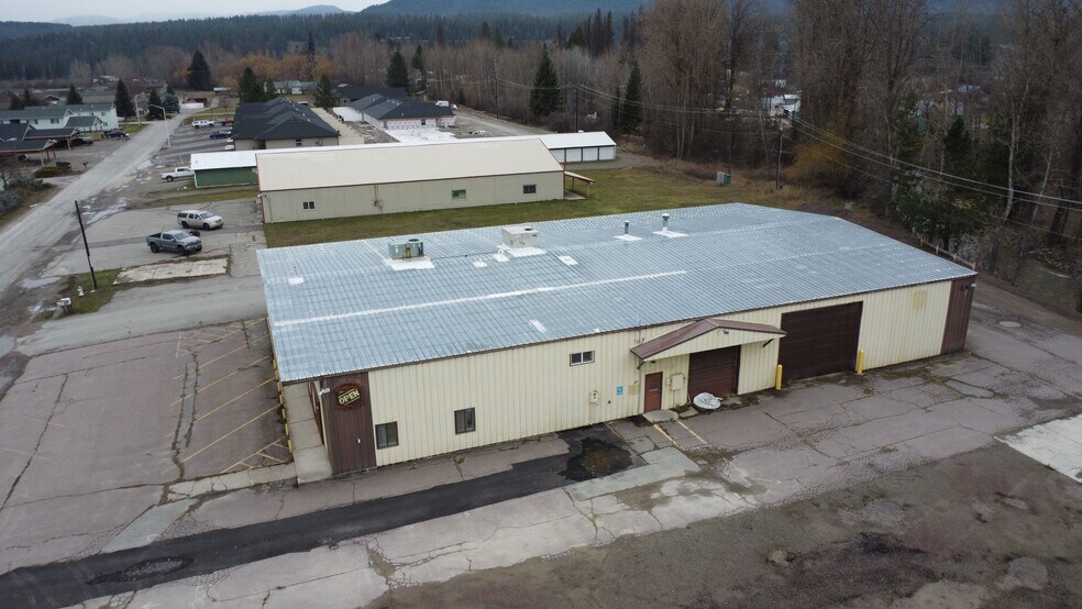 More Photos Of 117 E Commerce Way, Libby Light Distribution For Sale