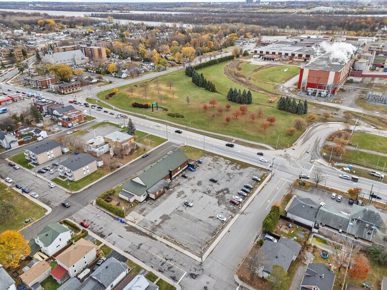 More Photos Of 195 Boul Maloney O, Gatineau Lodge Meeting Hall For Sale