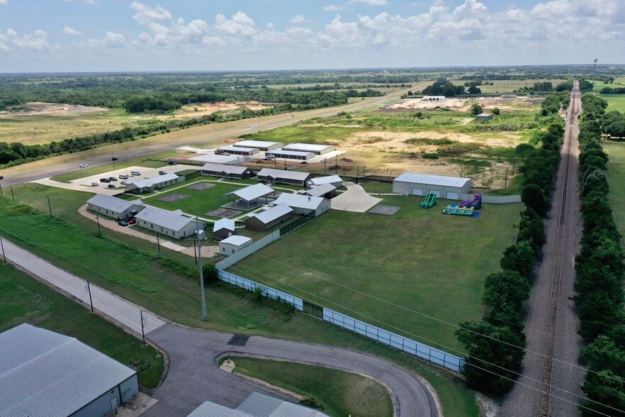 More Photos Of 4150 Highway 36 S, Brenham Shelter For Sale