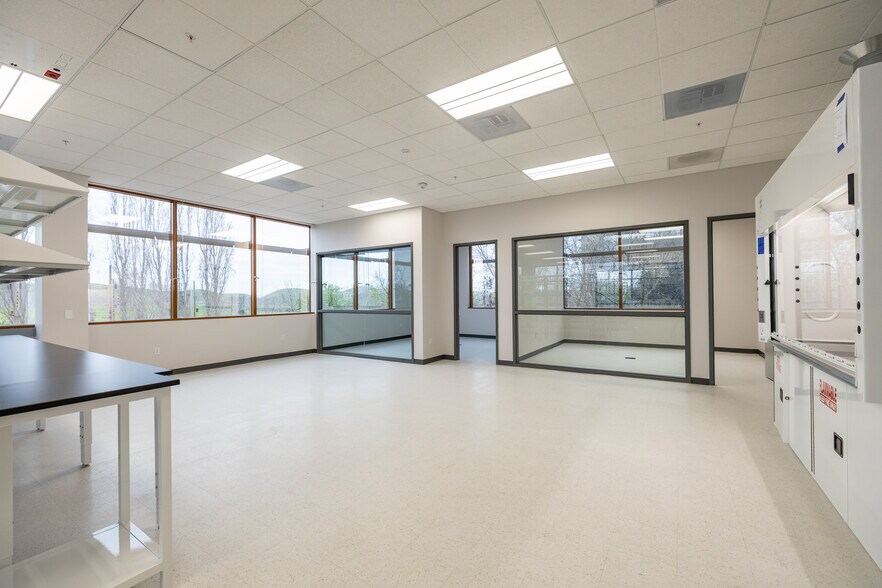 More Photos Of 6900 Paseo Padre Pky, Fremont Office For Lease