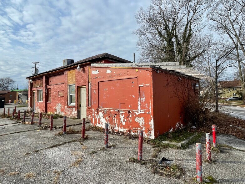 More Photos Of 1706 Hayden Ave, East Cleveland Auto Dealership For Sale