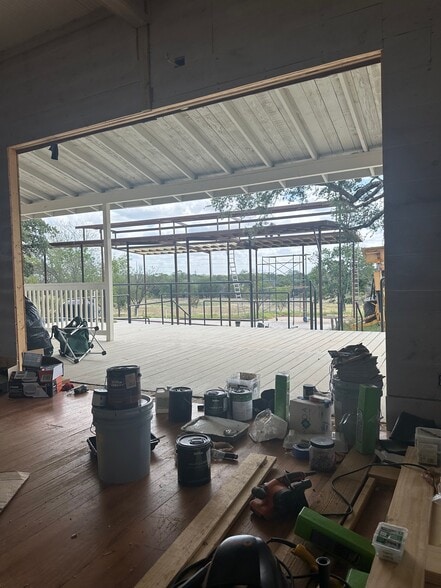 More Photos Of 9900 E State Highway 71, Spicewood Storefront For Lease