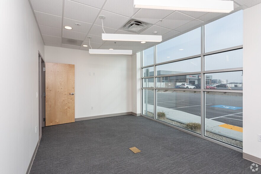 More Photos Of 6865-6941 W 2100 S, West Valley City Unknown For Lease