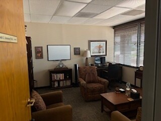More Photos Of 7355 N Oracle Rd, Tucson Office For Lease