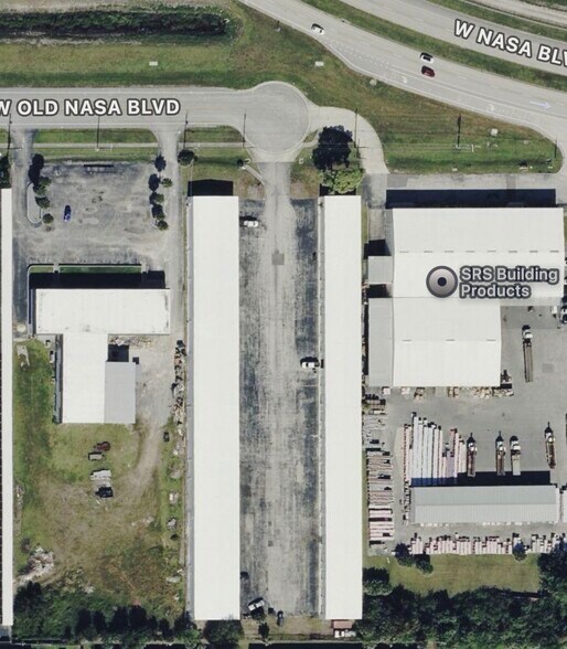 More Photos Of 6941 W Old Nasa Blvd, Melbourne Warehouse For Lease