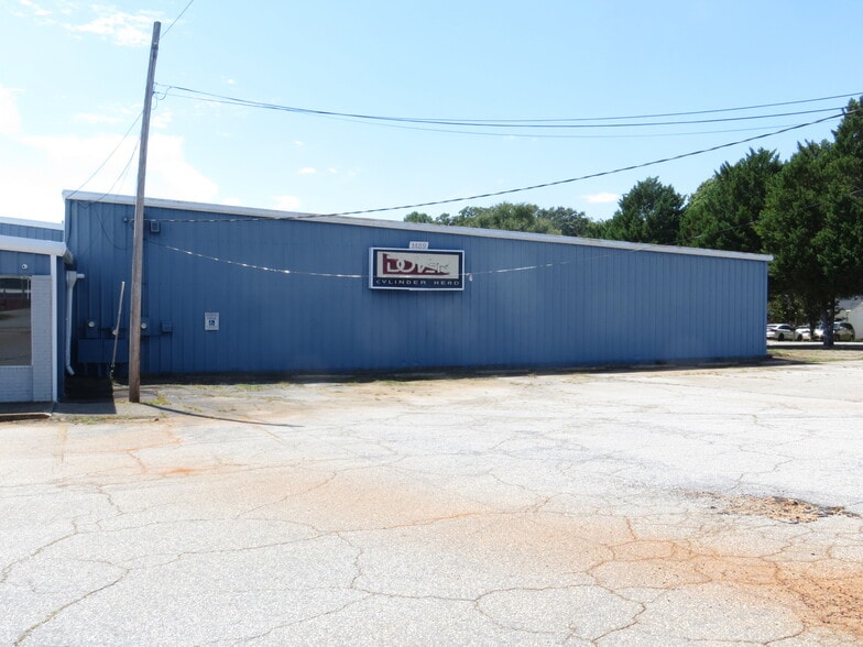 More Photos Of 1489 Cedar Lane Rd, Greenville Warehouse For Sale