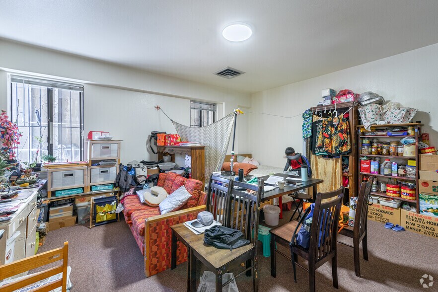 More Photos Of 815-821 Webster St, Oakland Storefront Retail Office For Lease