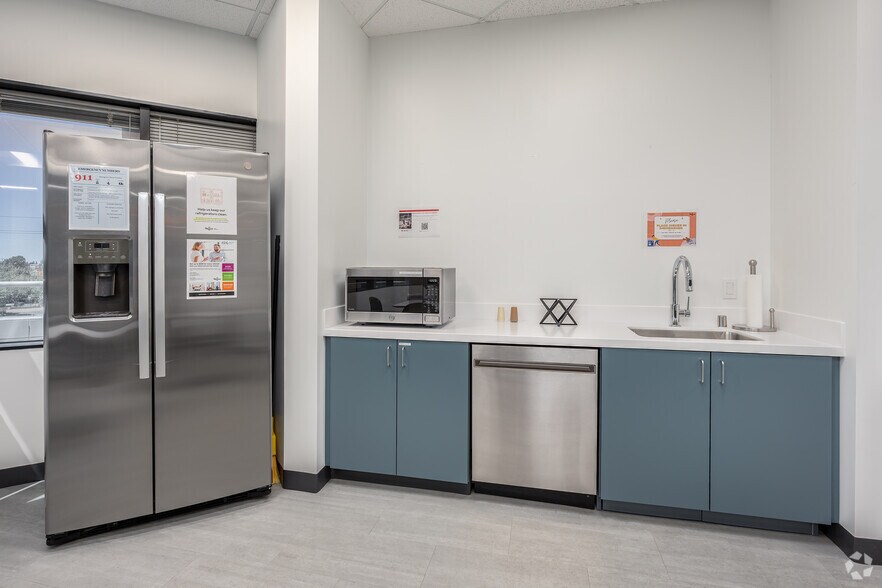 More Photos Of 1750 Howe Ave, Sacramento Coworking Space