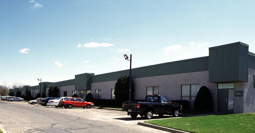 More Photos Of 875 Industrial Hwy, Cinnaminson Light Manufacturing For Lease