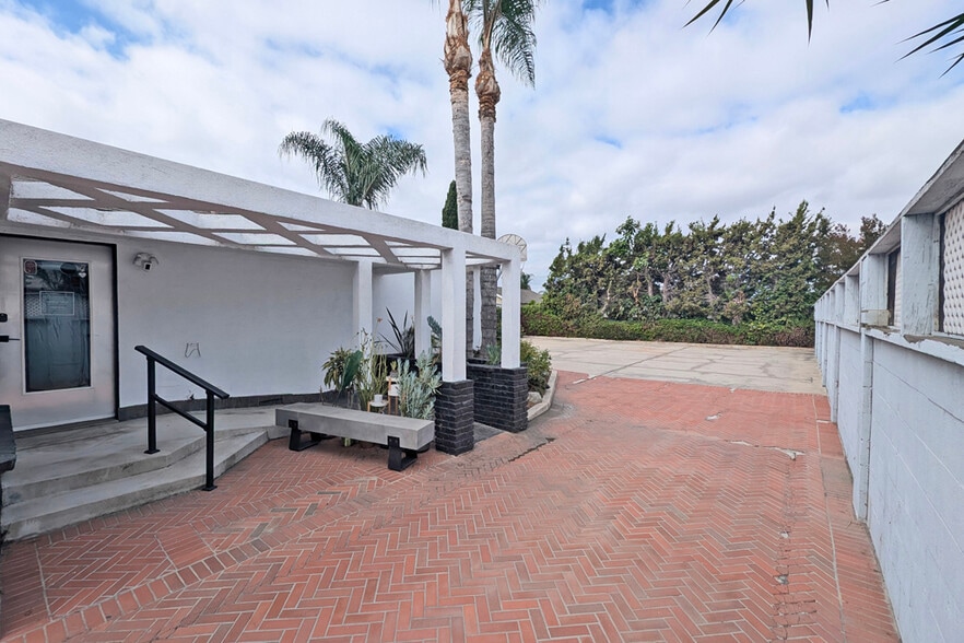 More Photos Of 13691 Red Hill Ave, Tustin Medical For Sale