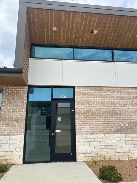 More Photos Of 1400 N Coit Rd, McKinney Office For Lease