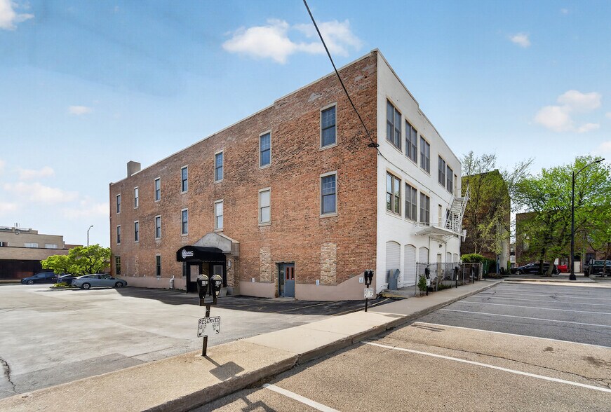 More Photos Of 510 College Ave, Racine Storefront Retail Office For Sale