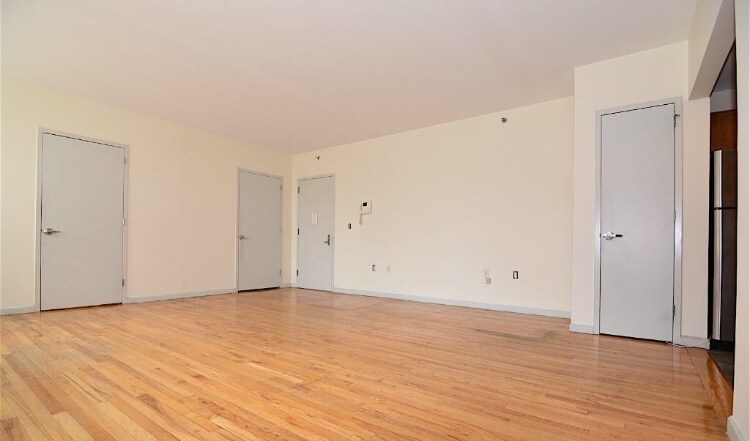 More Photos Of 41-02 Queens Blvd, Sunnyside Apartments For Lease
