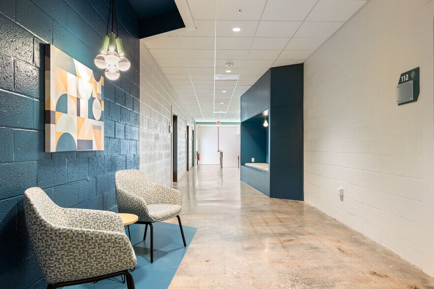 More Photos Of 5841 Rivers Ave, North Charleston Office For Lease