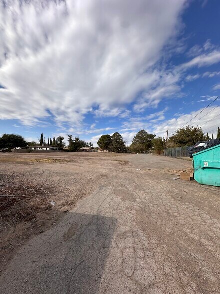 More Photos Of 7722 North Loop Dr, El Paso Specialty For Sale