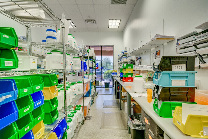 More Photos Of 711 E Carefree Hwy, Phoenix Unknown For Lease