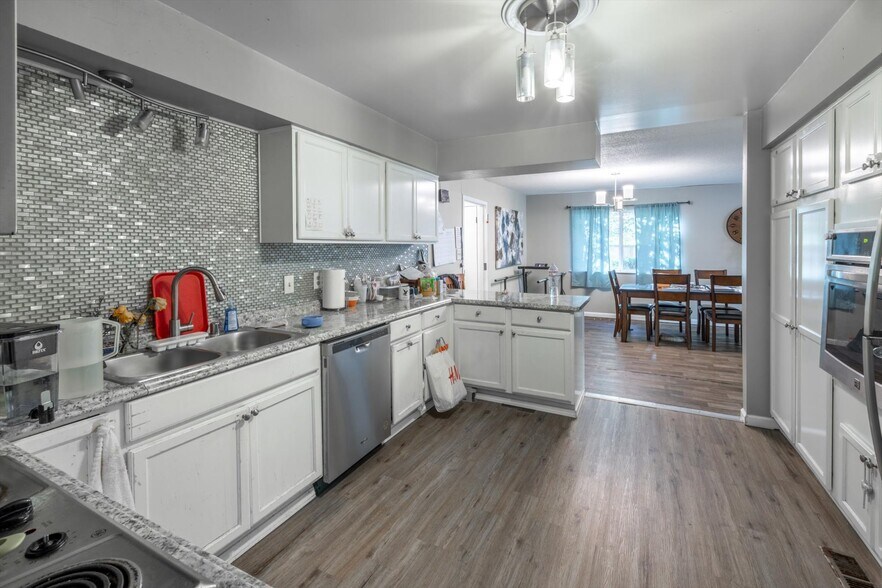 More Photos Of 3414 Deer Hill Rd, Lafayette Healthcare For Sale