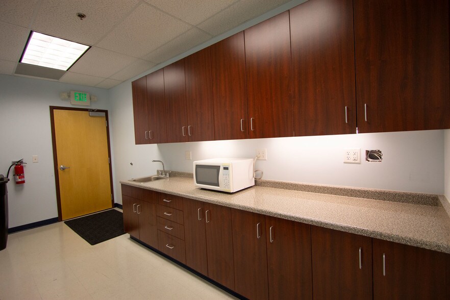 More Photos Of 3584 W 9000 S, West Jordan Medical For Lease
