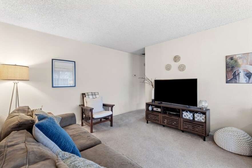 More Photos Of 5746 Chesbro Ave, San Jose Multifamily For Sale