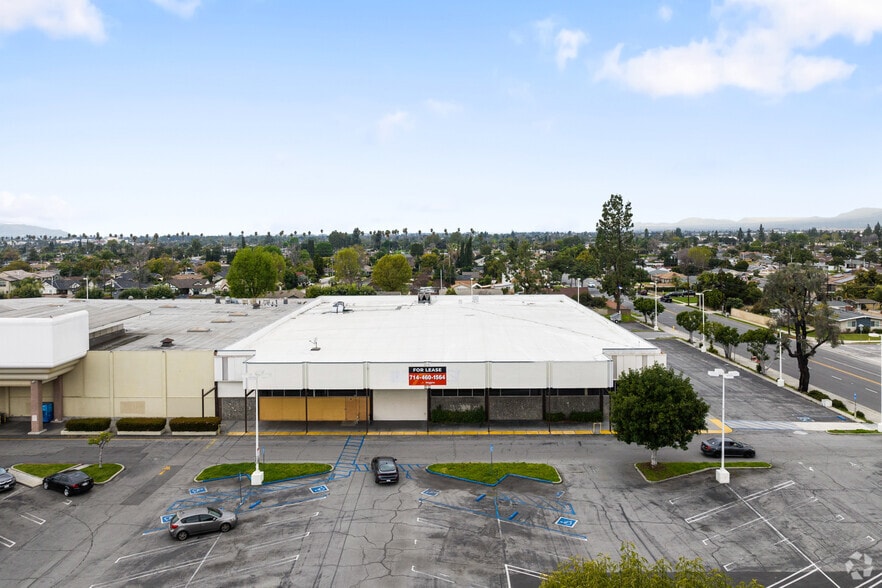 More Photos Of 635 N Azusa Ave, West Covina Freestanding For Sale