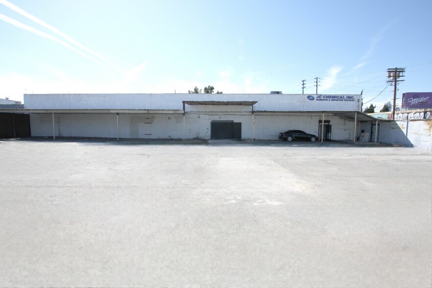 More Photos Of 1110 E 18th St, Los Angeles Industrial For Lease