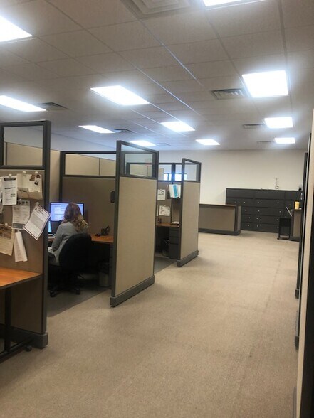 More Photos Of 1700-1712 Stout St, Menomonie Unknown For Lease