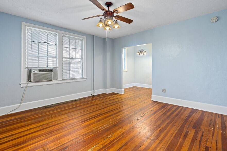 More Photos Of 124 Live Oak Ave, Daytona Beach Apartments For Sale