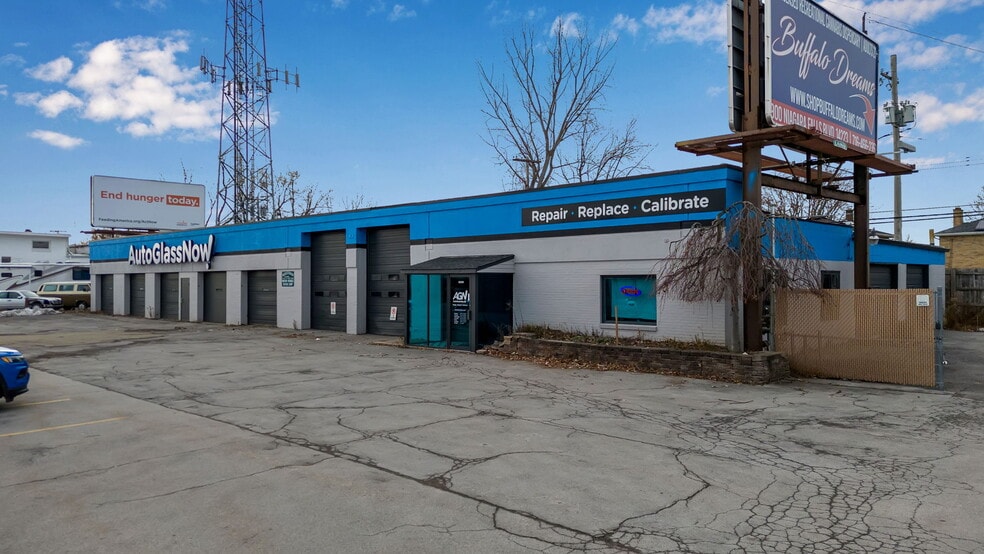 Primary Photo Of 874 Niagara Falls Blvd, Buffalo Auto Repair For Sale