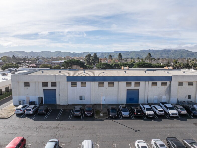 More Photos Of 203-205 W Central Ave, Lompoc Office For Sale