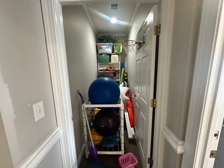 More Photos Of 2450 Atlanta Hwy, Cumming Office For Sale