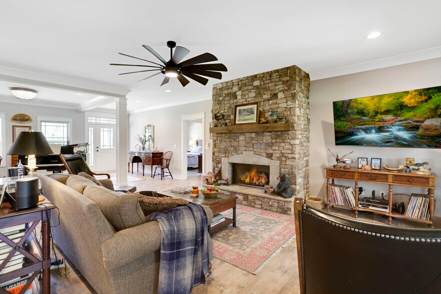 More Photos Of , Young Harris Specialty For Sale