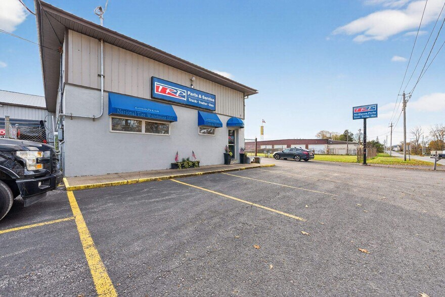 More Photos Of 2338 Broad St, Frankfort Industrial For Sale