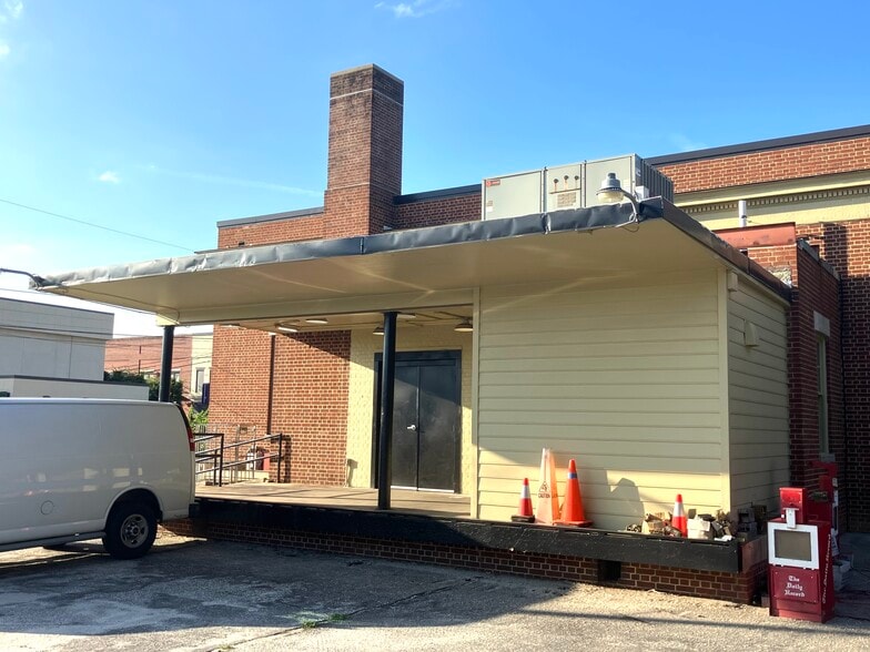 More Photos Of 99 W Broad St, Dunn Office For Sale