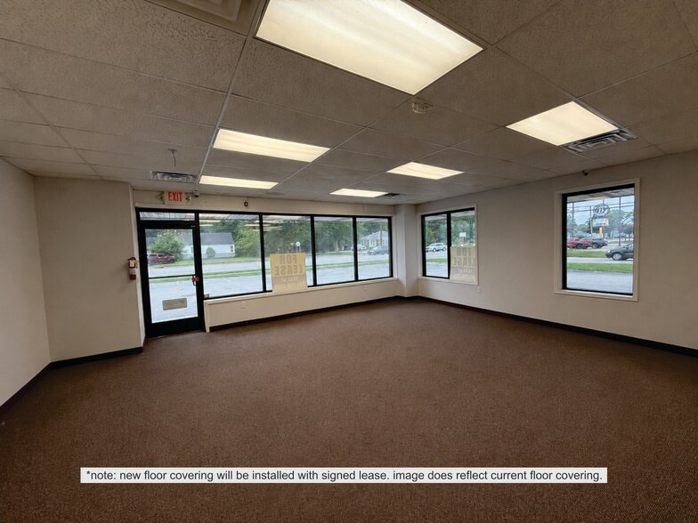More Photos Of 2085 E Apple Ave, Muskegon Storefront For Lease