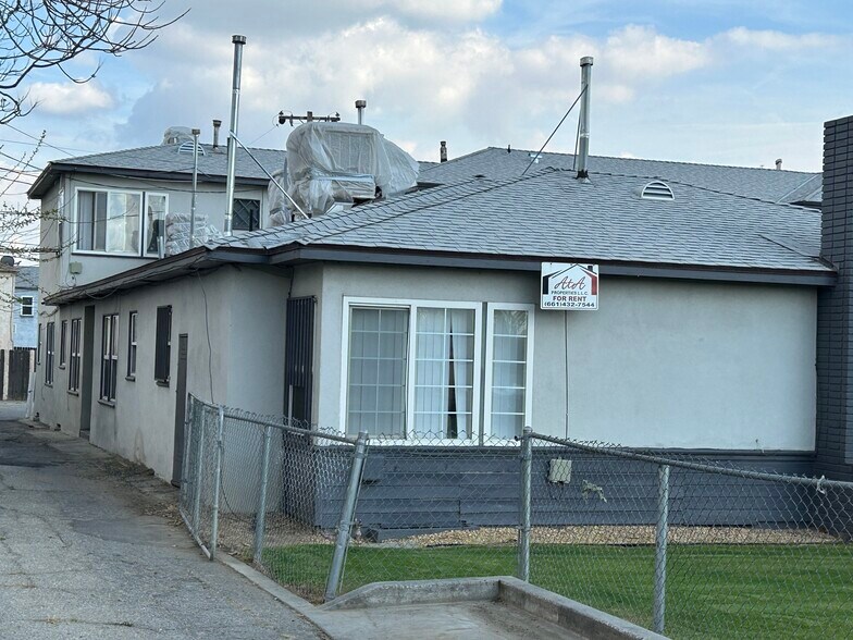 More Photos Of 1607 Palm Dr, Bakersfield Apartments For Sale