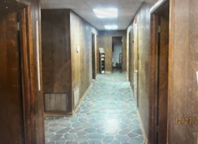 More Photos Of 1205 E Coke Rd, Winnsboro Manufacturing For Sale